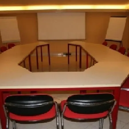 Inter-hotel Winston Saint-Maur-des-Fossés